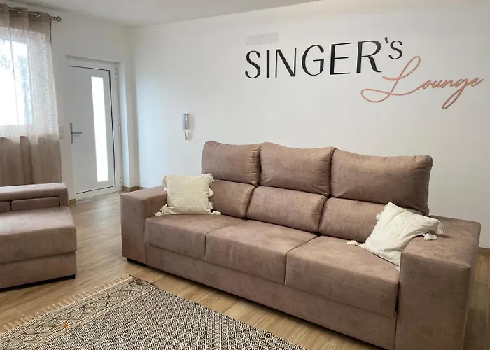 Singer'S Lounge