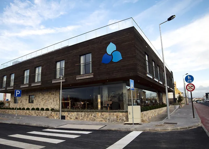 Hotel de pingue-pongue: Surfers Lodge Peniche